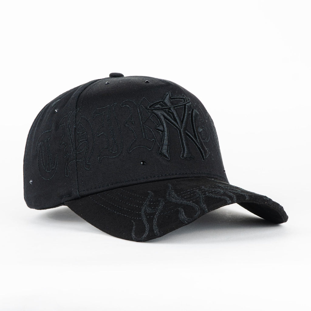 Gorra 31 Hats NY FLAMES 2025 ALL BLACK | Snapback Visera Curva