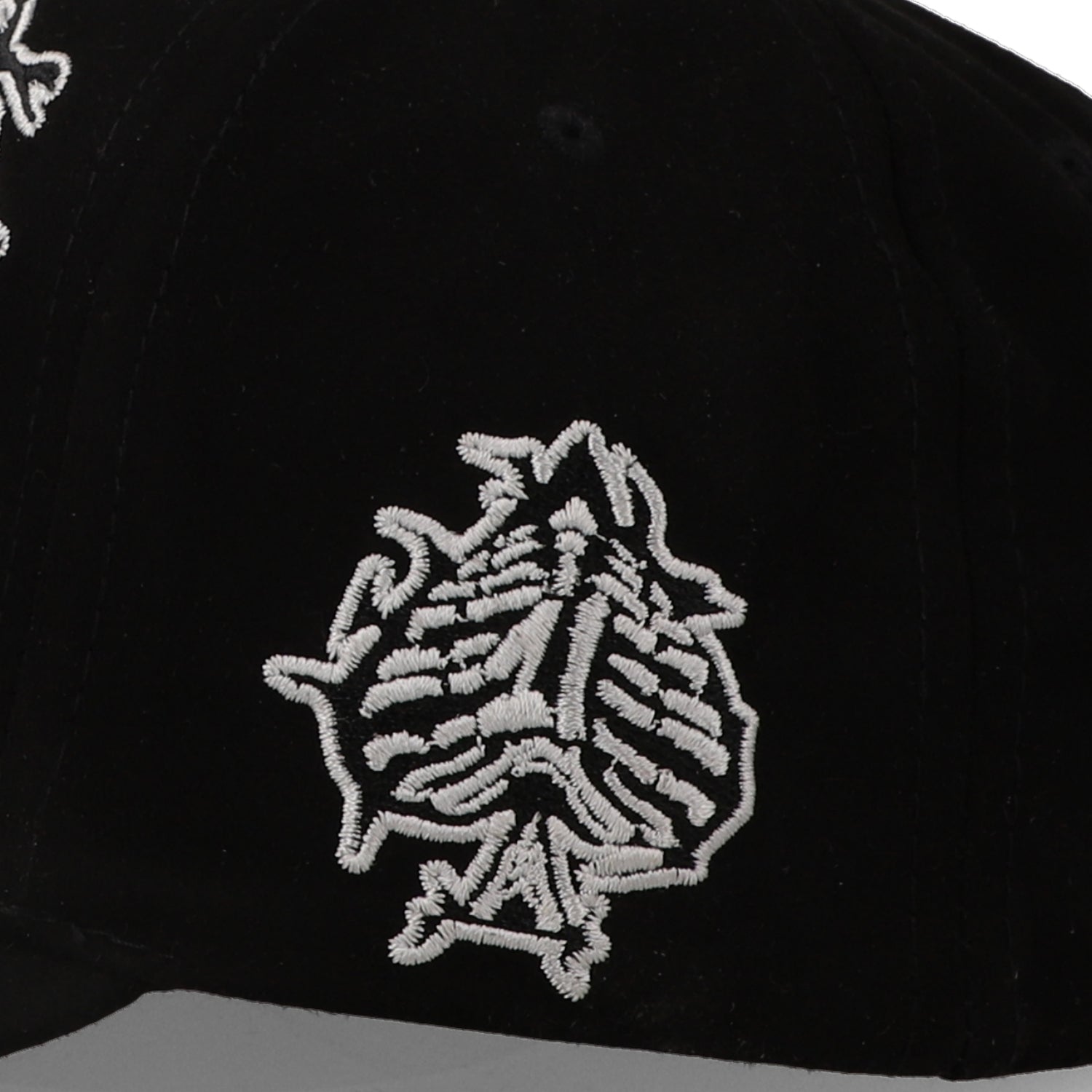 Gorra 1Iron Trendy Electrick Black 2310 Negra Unitalla