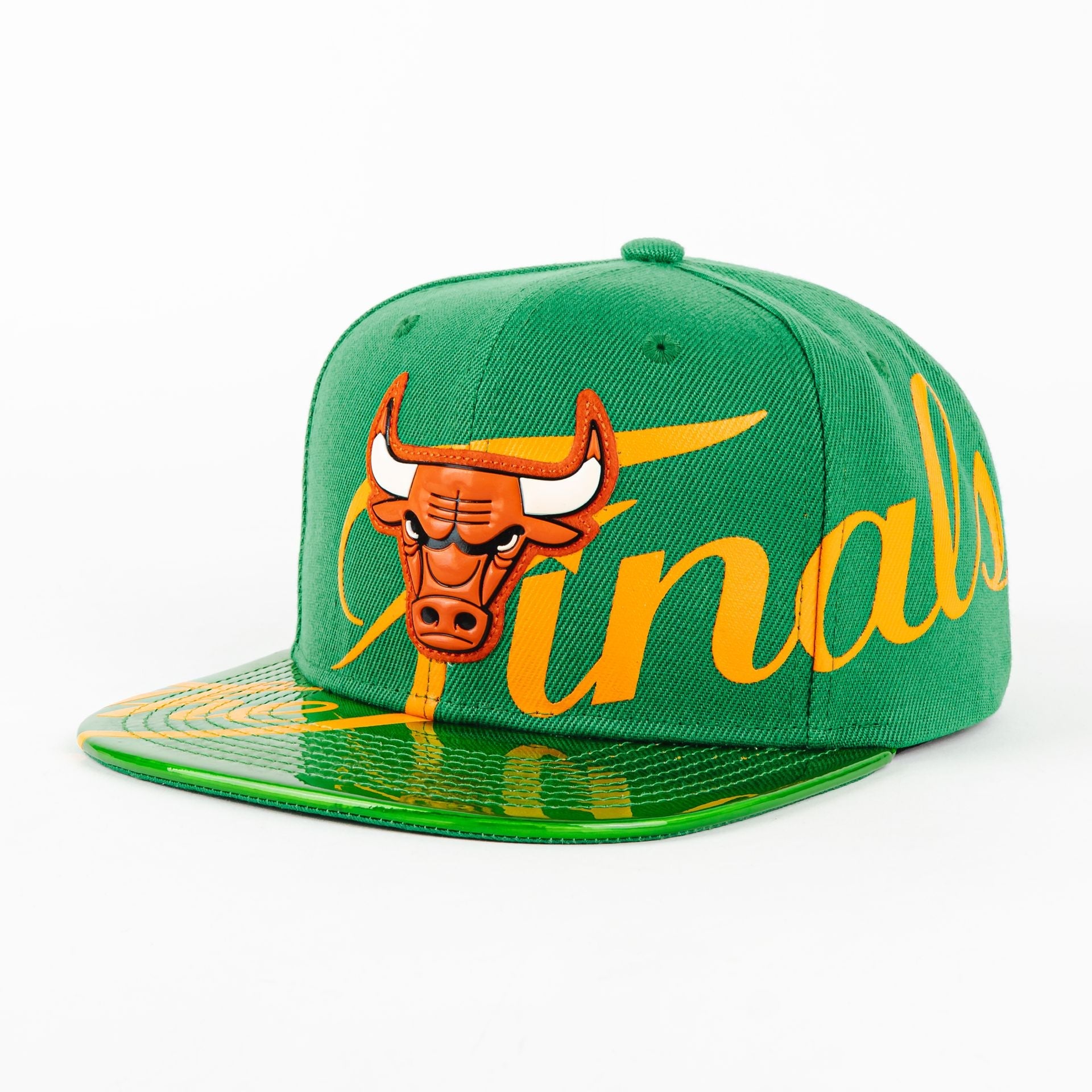 GORRA MITCHELL & NESS BULLS FINALS WRAP GREEN